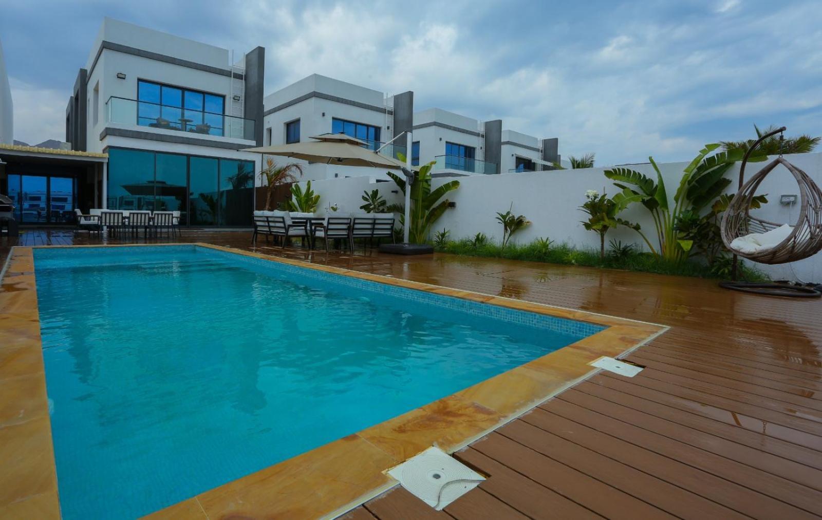 Villa Luxury Sea View And Free Paddle Boat - Al Dana Island *