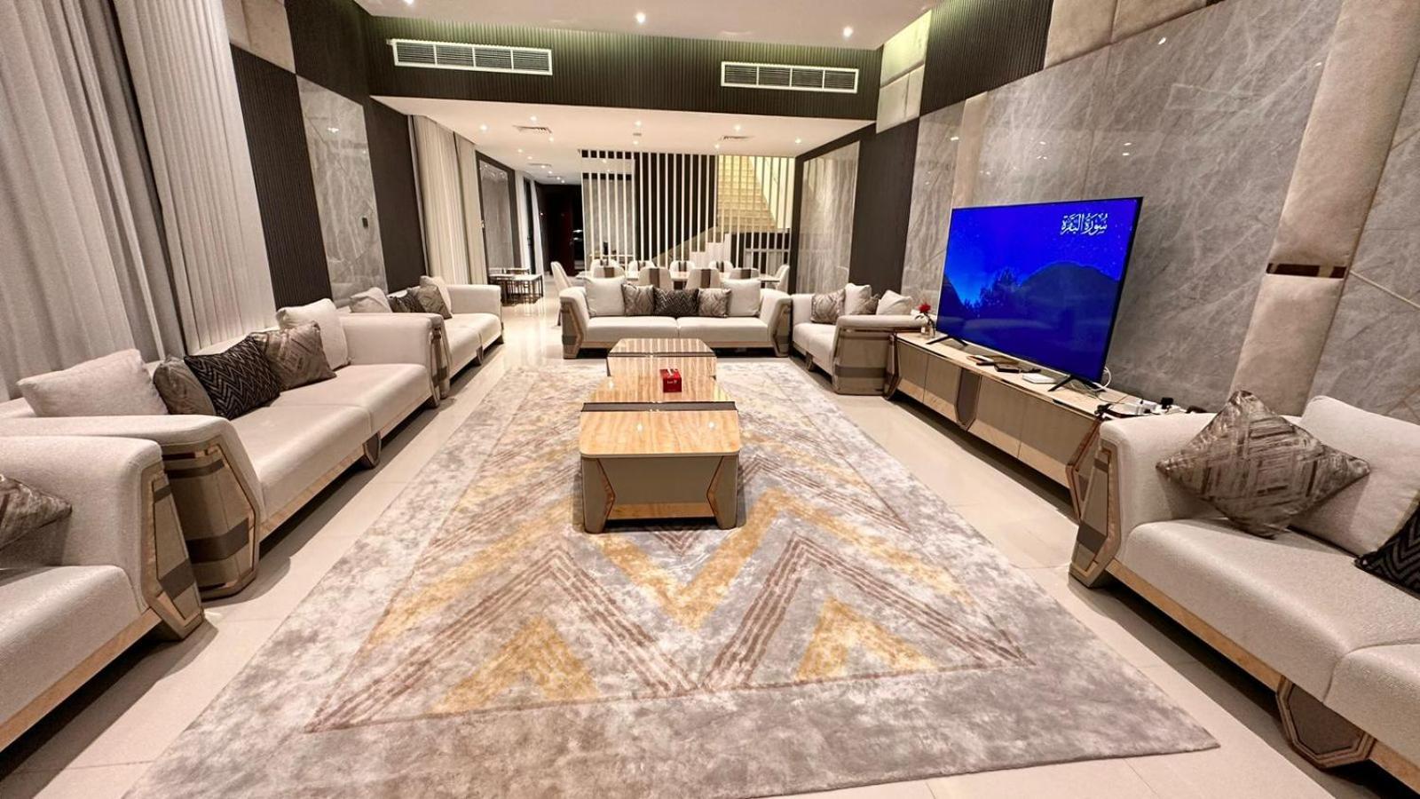 Luxury Sea View And Free Paddle Boat - Al Dana Island Villa *